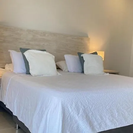 Lujoso Apartamento Vacacional En Morros